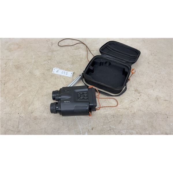 Night Vision Digital Binoculars Model Z095 with Tripod and Carrying Case
