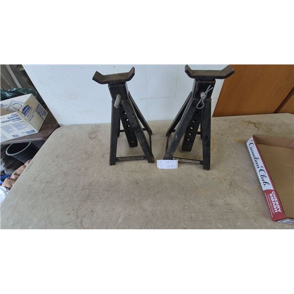 Pair of Adjustable Jack Stands