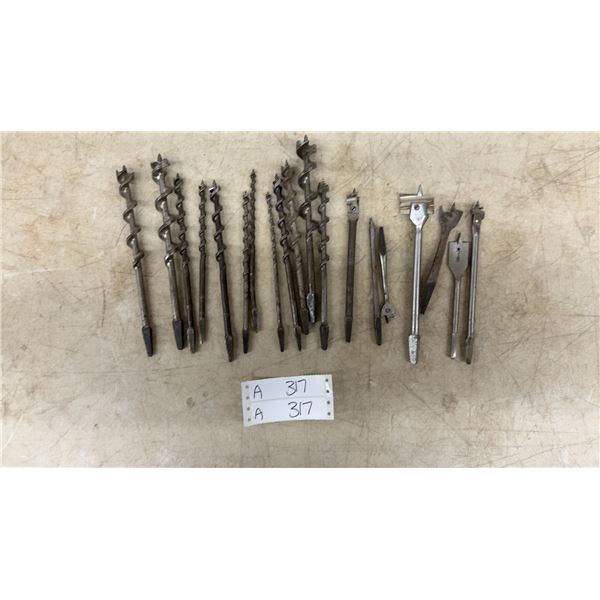 Assortment of Antique Auger Bits, Spade Bits, and Adjustable Wood Boring Bits for Hand Brace