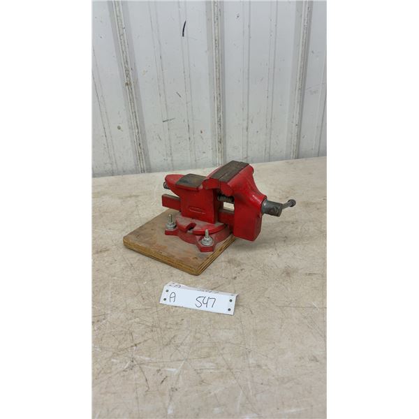 Red Bench 3.5” Vise with Swivel Base, Mounted on Wooden Block