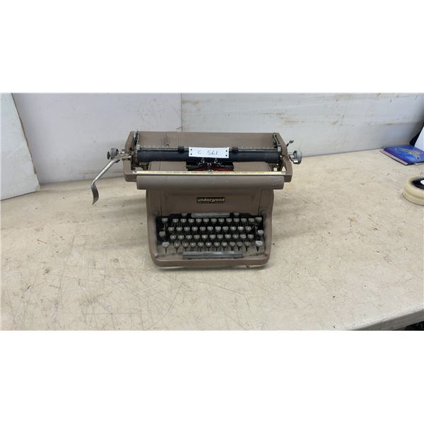 Underwood Golden Touch Manual Typewriter, Late 1950s–Early 1960s