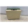 Image 5 : Vintage Century CMV-901 Portable Suitcase Record Player, Multi-Speed 16/33/45/78 RPM, 115V