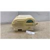 Image 1 : Thomas CR-3TH Collector's Edition AM/FM Radio, Cream, Retro-Styled, 10W