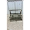 Image 2 : Antique The Torsion Balance Co. Glass-Enclosed Precision Balance Used by Apothecaries and