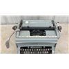 Image 3 : Underwood Five Manual Typewriter, Made in Canada