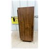 Image 10 : Pair of Vintage Cerwin-Vega D-5 Stereo Speakers with Wood Grain Cabinets