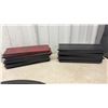 Image 7 : Slot Car Track Set with Track Pieces, Controllers, Power Track