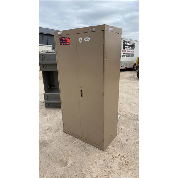 Metal Storage Cabinet with Adjustable Shelves 36 × 20 × 72