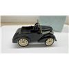 Image 6 : Hallmark Kiddie Car Classics 1937 Garton Ford Luxury Edition Die-Cast with Box and COA