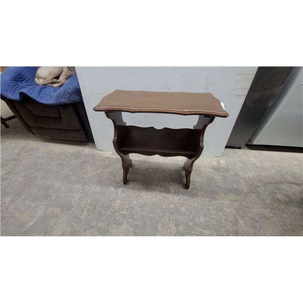 Brown Wood Scalloped Top magazine stand 24”×24”×12”