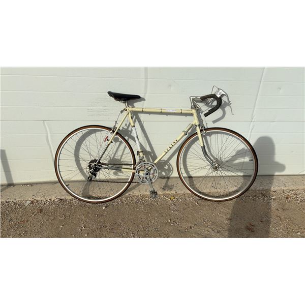 Sekine 10-Speed Light Weight Aluminum Racing Bike