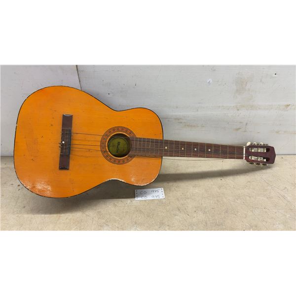 Winston Classical Acoustic Guitar with Nylon Strings, Missing 3 Strings