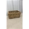 Image 2 : 6 Hockey Books with Wicker Basket