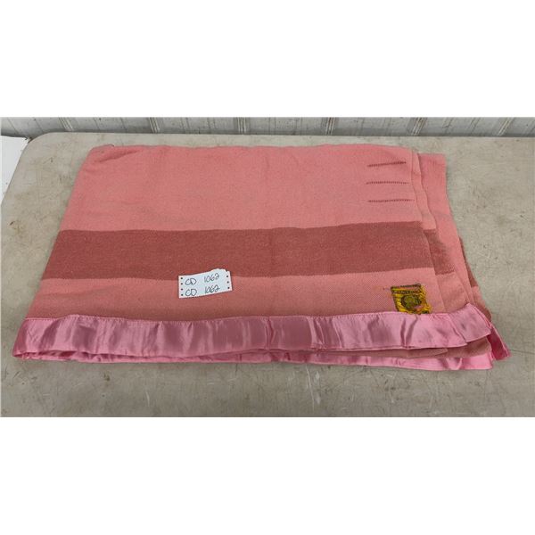 Whitney Point 4 Point Blanket