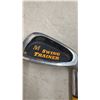 Image 5 : 2 Golf “Training” Clubs and A Dozen Taylor Made Golf Balls
