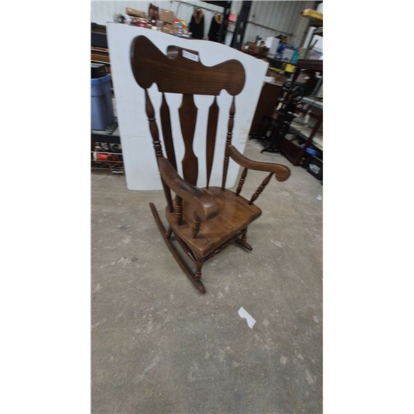 Wooden Rocking Chair