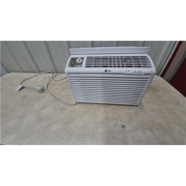 LG LW5015E 5,000 BTU/h Room Air Conditioner and Power Cord