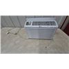 Image 1 : LG LW5015E 5,000 BTU/h Room Air Conditioner and Power Cord
