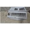 Image 2 : LG LW5015E 5,000 BTU/h Room Air Conditioner and Power Cord