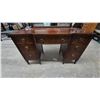 Image 2 : Vintage Wood Vanity and Mirror with Carved Gold-Tone Finial