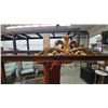 Image 4 : Vintage Wood Vanity and Mirror with Carved Gold-Tone Finial