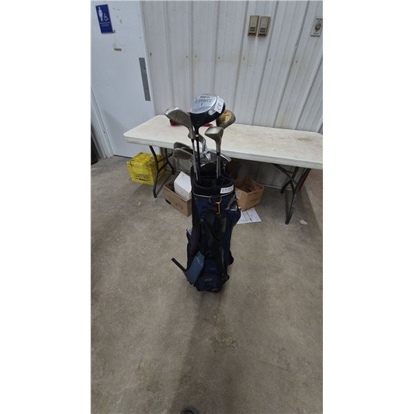 Wilson Tour Distance and Northwestern Golf Club Set, 13 Left-Handed Clubs