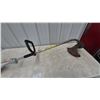 Image 9 : Black and Decker Electric Leaf Blower and Electric Hedge Trimmer