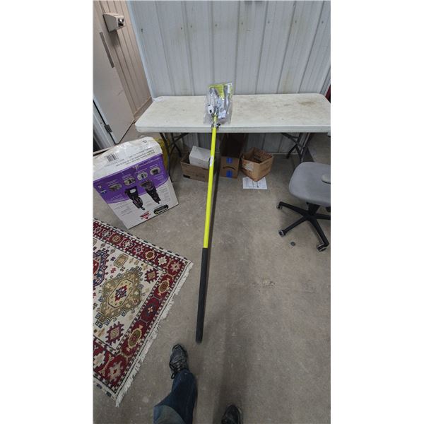 Yardworks Telescopic Gear-Powered Tree Pruner and Saw, New in Package