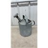 Image 5 : 2 Galvanized Watering Cans