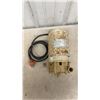 Image 2 : Water Pump and Hose