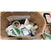 Image 3 : Octagonal Faux Wood Wicker Plastic Look Sewing Box Filled with Notions, Thread, Needles, Bobbins