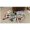 Image 6 : Octagonal Faux Wood Wicker Plastic Look Sewing Box Filled with Notions, Thread, Needles, Bobbins
