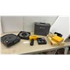 Image 1 : Kodak Carousel 850 Auto-Focus Slide Projector with Stack Loader, Projection Lens, Tray, Case