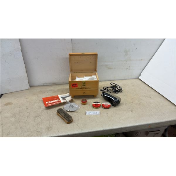 Ronson 2-Speed Roto-Shine Magnetic Electric Shoe Polisher Kit with Wooden Box