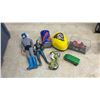 Image 3 : Toys and Collectibles: Charlie Brown and Sgt. Snorkel