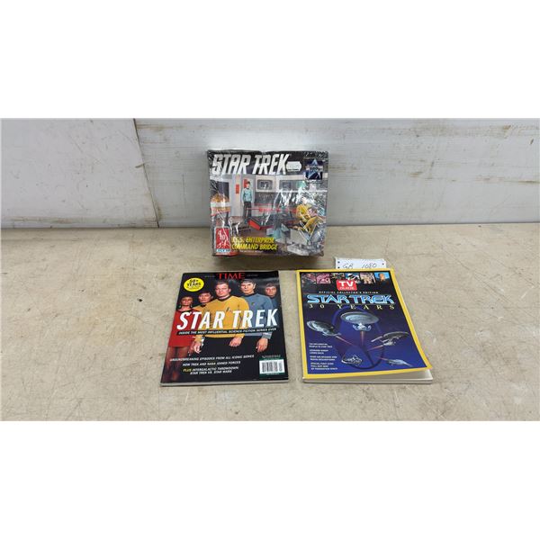 AMT ERTL Star Trek U.S.S. Enterprise Command Bridge Model Kit and Collector's Magazines