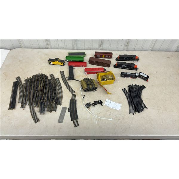 HO Scale Model Train Lot: Locomotives, CP Rail and CN Freight Cars, Track