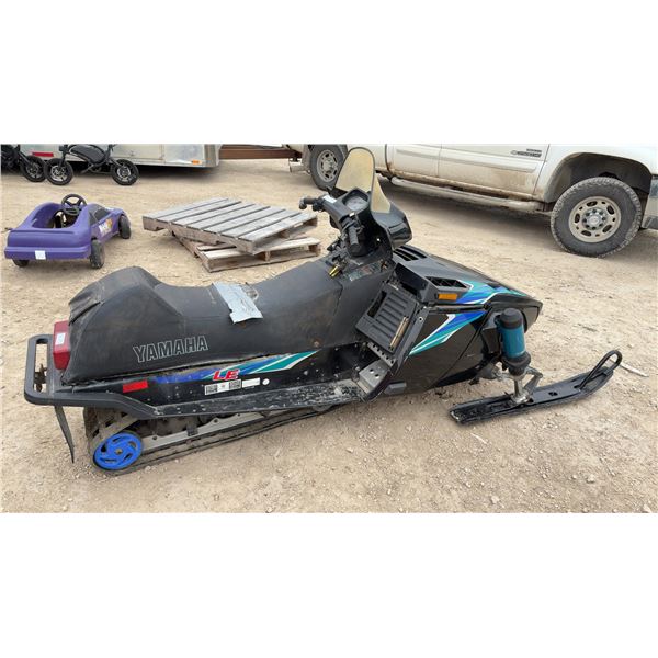 1997 Yamaha Phazer II LE Snowmobile, No Engine (Parts)
