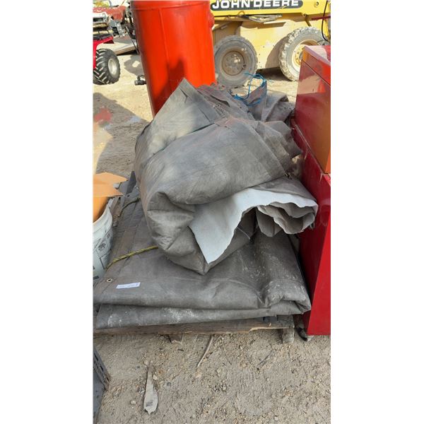 Pallet Lot, 4 Insulted Tarps with Anchors