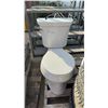 Image 1 : Kohler Toilet