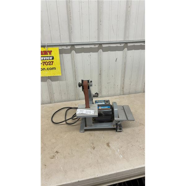 King Canada KC-702C 1” x 30” Belt and 5” Disc Sander, 120V