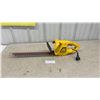 Image 1 : McCulloch Corded Electric 16” Hedge Trimmer