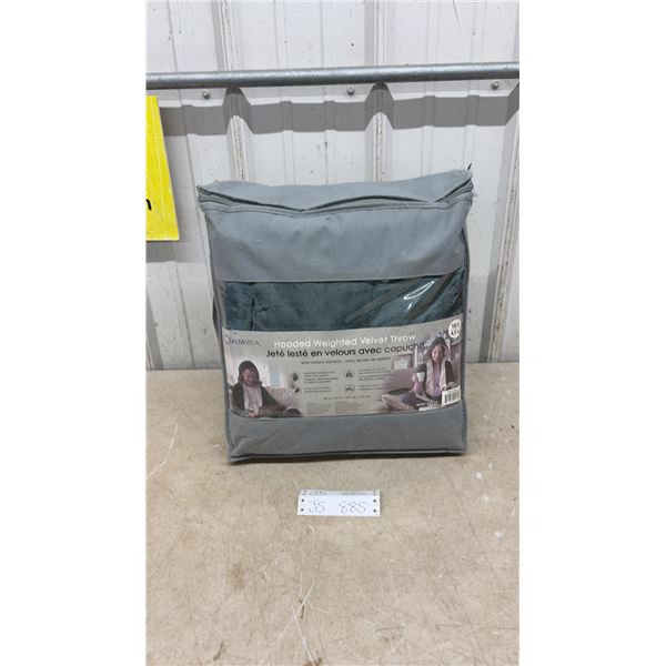 Hooded Weighted Velvet Throw New Or Store Return