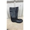 Image 2 : Steel Toe Rubber boots - Size 12 - New or Store Return