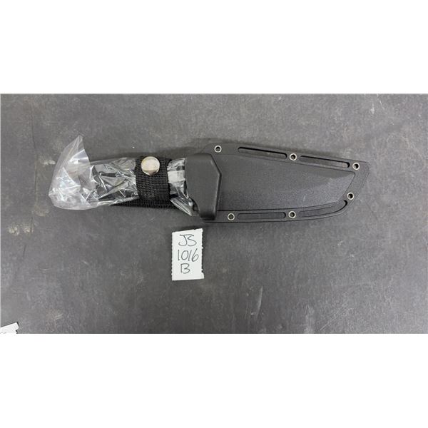 Fixed Blade Hunting Knife- New or Store Return