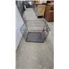 Image 3 : Petmate Wire Dog Crate with Wood Panel and Plastic Tray 21”×18”×24”