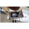 Image 4 : Grey Air Mattress Model YY-151, 15.9” x 13.4” x 7.5”