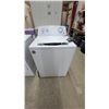 Image 1 : Amana Top-Load Washer with Water Level and Wash Temperature Controls