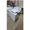 Image 5 : Amana Top-Load Washer with Water Level and Wash Temperature Controls