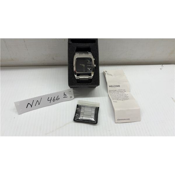 Nixon "The Banks" Stainless Steel Wristwatch with Black Dial, Extra Links, and Manual